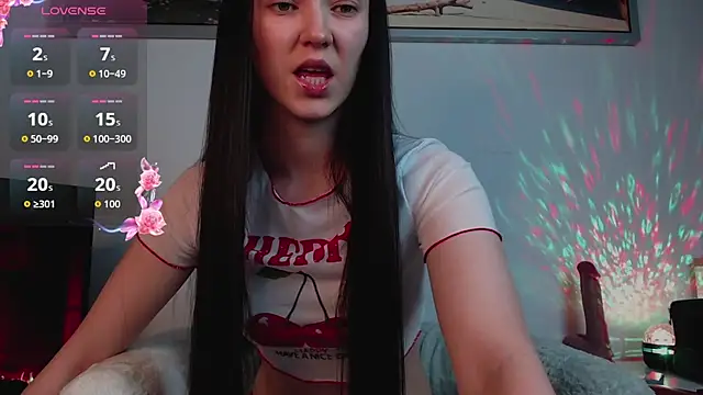 Snapshot of Veliora chatting on November 16, 4:45 pm Veliora online show from November 16, 4:45 pm