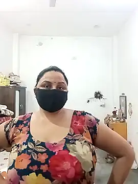 Snapshot of Rakhi_sawant143 chatting on November 1, 2:57 am Rakhi sawant143 online show from November 1, 2:57 am