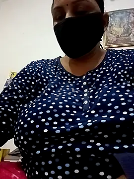 Snapshot of Rakhi_sawant143 chatting on November 15, 2:31 am Rakhi sawant143 online show from November 15, 2:31 am