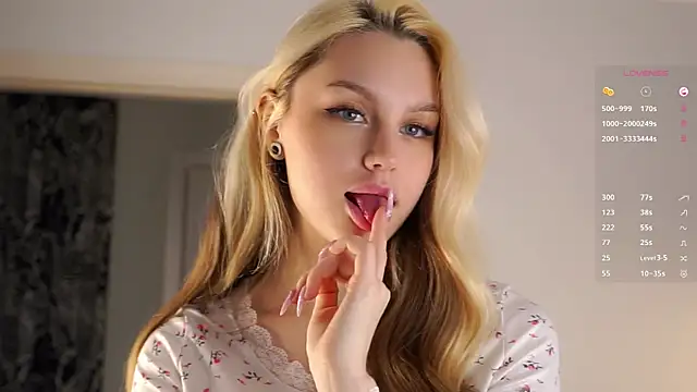 Snapshot of CherieSprinzl chatting on September 24, 9:34 am CherieSprinzl online show from September 24, 9:34 am