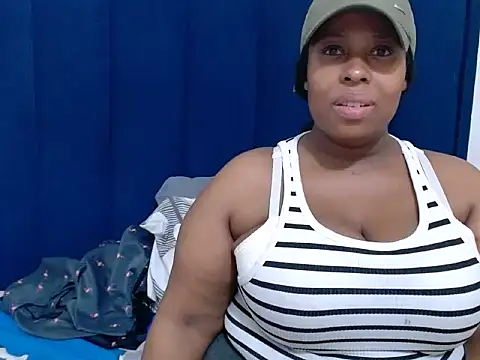 SexyBooobs online show from April 17, 12:24 am