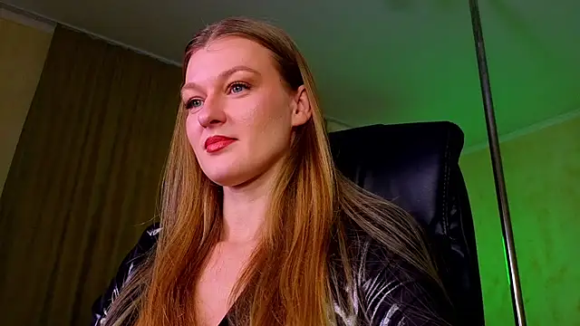 MysticVenus  online show from February 12, 3:07 pm