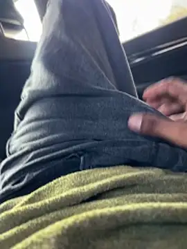 Jariushot3 online show from April 14, 2:56 pm