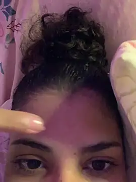 luluzinhax online show from February 18, 4:52 am