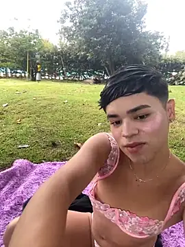 Snapshot of Matt_Swett chatting on October 13, 1:22 pm Matt Swett online show from October 13, 1:22 pm