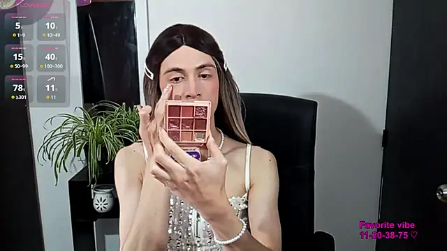 Snapshot of Andy_Roses chatting on February 8, 3:48 pm Andy Roses online show from February 8, 3:48 pm