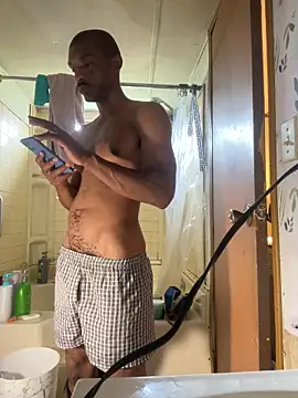 Snapshot of CaramelBrownBBC14 chatting on October 28, 6:43 pm CaramelBrownBBC14 online show from October 28, 6:43 pm