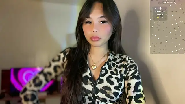  petitegirlx69  online show from January 9, 5:48 pm