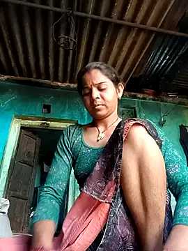 Snapshot of Hot_era chatting on November 1, 3:19 am Hot era online show from November 1, 3:19 am