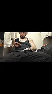 Snapshot of NASTY_XL chatting on February 1, 11:14 pm NASTY XL online show from February 1, 11:14 pm