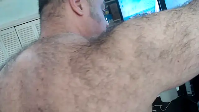 bullmusclejoe online show from November 23, 11:37 pm