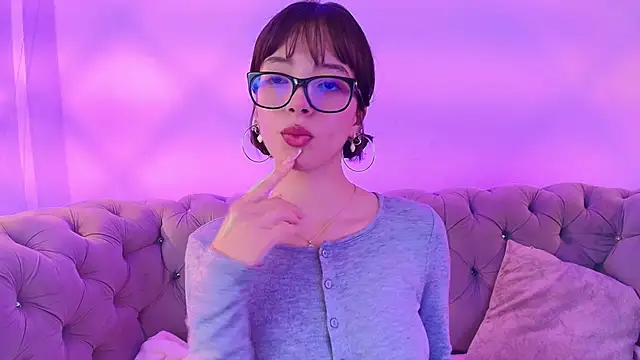 Snapshot of Sweet_1Angel chatting on September 21, 11:45 am Sweet 1Angel online show from September 21, 11:45 am
