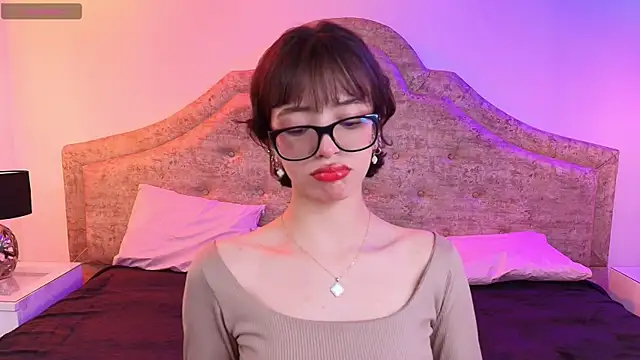 Snapshot of Sweet_1Angel chatting on October 16, 11:55 am Sweet 1Angel online show from October 16, 11:55 am