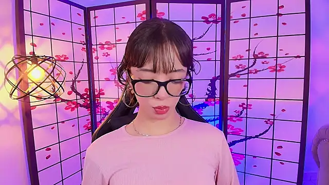 Snapshot of Sweet_1Angel chatting on October 21, 11:55 am Sweet 1Angel online show from October 21, 11:55 am