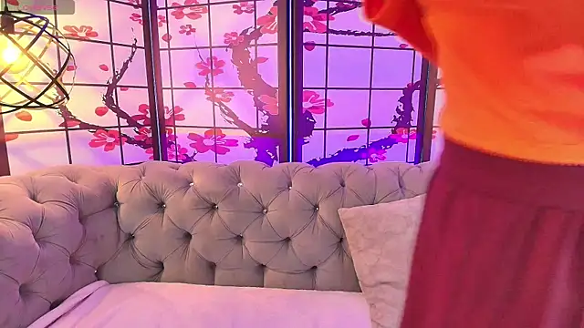 Snapshot of Sweet_1Angel chatting on November 9, 11:52 am Sweet 1Angel online show from November 9, 11:52 am