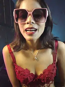 royeoy22 online show from April 18, 11:36 am