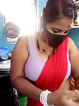 Snapshot of tamil_Vennila chatting on March 16, 5:44 am tamil Vennila online show from March 16, 5:44 am