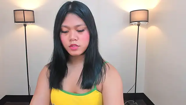 Snapshot of SpicyAlyssa69 chatting on October 11, 4:01 am SpicyAlyssa69 online show from October 11, 4:01 am