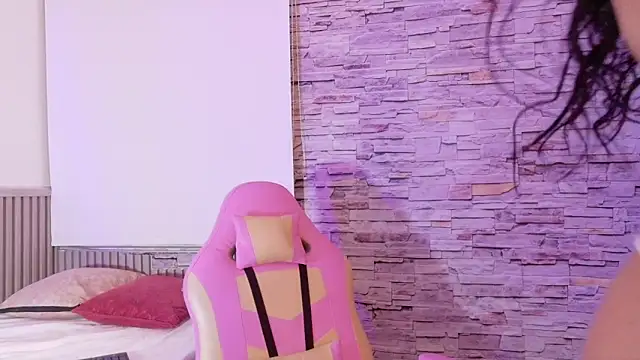 liz monserrat 1 online show from January 6, 7:39 pm