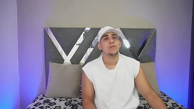 massimo vidal  online show from October 1, 12:22 pm