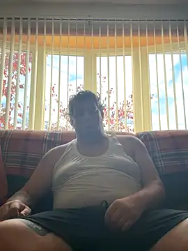 Stephanie1984 online show from November 1, 12:29 pm