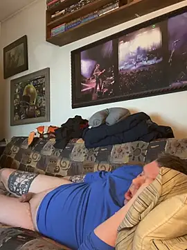 Stephanie1984 online show from February 7, 5:44 am