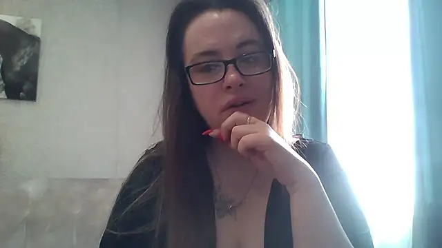 Snapshot of karina160000 chatting on January 17, 7:35 am karina160000 online show from January 17, 7:35 am