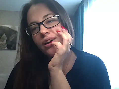 Snapshot of karina160000 chatting on February 14, 10:23 am karina160000 online show from February 14, 10:23 am