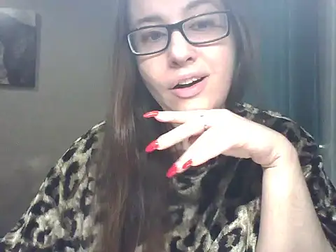 Snapshot of karina160000 chatting on February 27, 3:23 pm karina160000 online show from February 27, 3:23 pm
