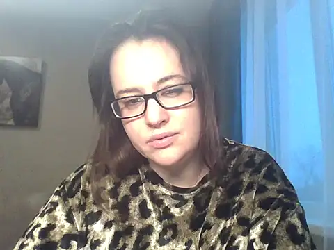 Snapshot of karina160000 chatting on February 28, 2:07 pm karina160000 online show from February 28, 2:07 pm