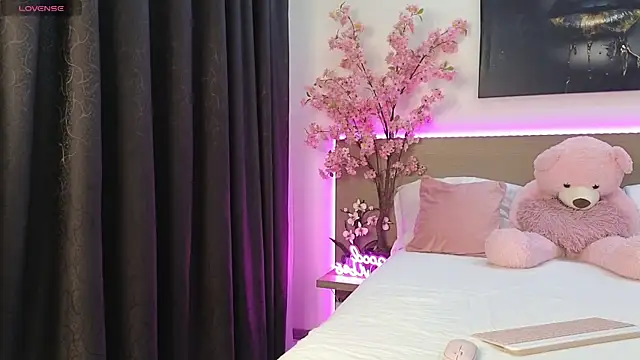 Snapshot of anexblondie chatting on October 16, 6:14 am anexblondie online show from October 16, 6:14 am
