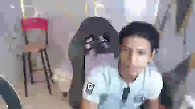 Snapshot of bull_cam chatting on November 28, 3:47 pm bull cam online show from November 28, 3:47 pm