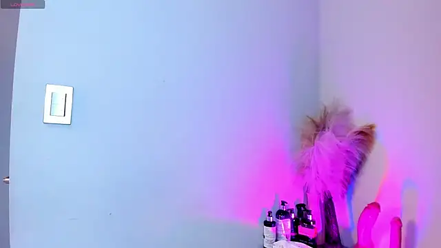 Mia Valentine  online show from December 15, 8:24 pm