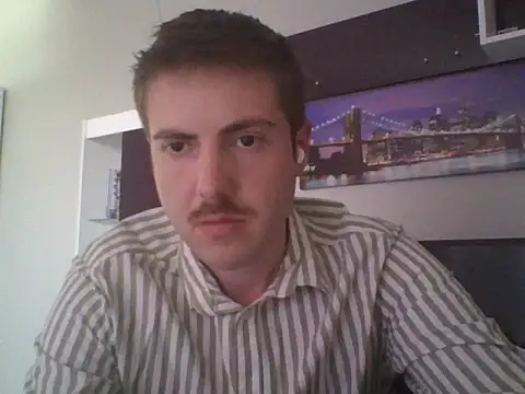 Snapshot of leaolad95 chatting on April 14, 12:00 pm leaolad95 online show from April 14, 12:00 pm