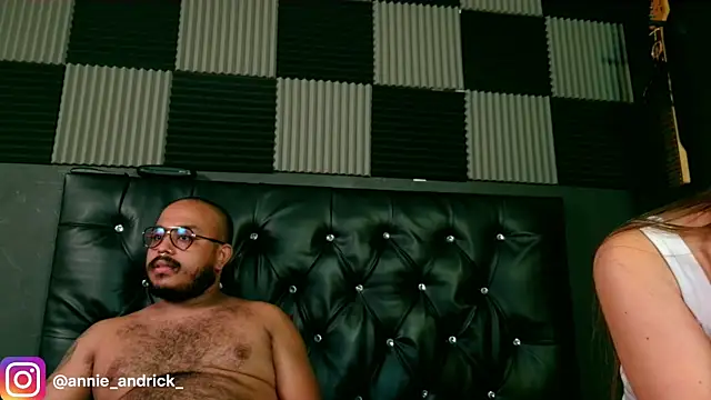  leda swan  online show from January 16, 2:21 pm