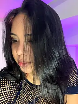 P A U L I N A  online show from September 11, 4:45 am