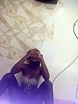 Snapshot of FeliciaZ chatting on December 13, 8:04 pm FeliciaZ online show from December 13, 8:04 pm