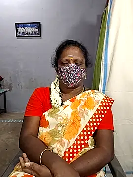 Snapshot of umashreetamil chatting on November 23, 3:23 pm umashreetamil online show from November 23, 3:23 pm