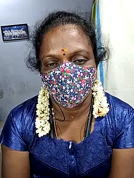 Snapshot of umashreetamil chatting on November 24, 5:45 pm umashreetamil online show from November 24, 5:45 pm