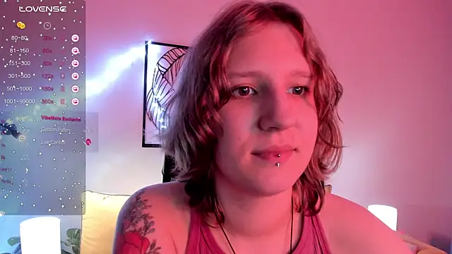 Snapshot of Hailey_Foxy chatting on October 23, 8:57 am Hailey Foxy online show from October 23, 8:57 am