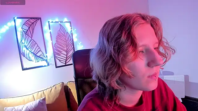 Snapshot of Hailey_Foxy chatting on November 4, 8:57 am Hailey Foxy online show from November 4, 8:57 am