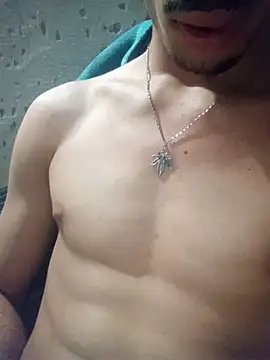 Snapshot of UsualSummer2 chatting on March 2, 6:37 pm UsualSummer2 online show from March 2, 6:37 pm