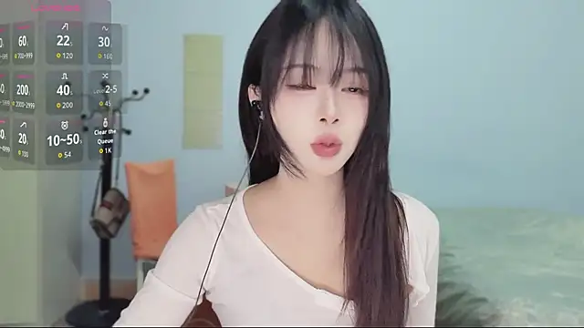 Snapshot of Sue101010 chatting on November 16, 7:30 pm Sue101010 online show from November 16, 7:30 pm