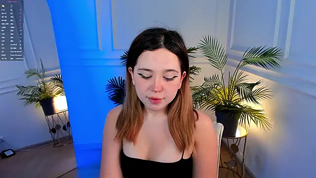 Lina Glow online show from November 12, 6:36 am