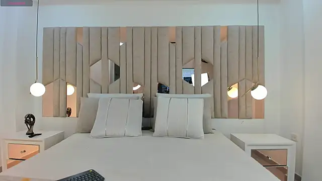 Snapshot of im_katya chatting on September 25, 2:04 am im katya online show from September 25, 2:04 am