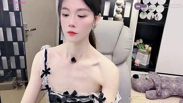 Yueyue-MM online show from June 17, 3:20 am