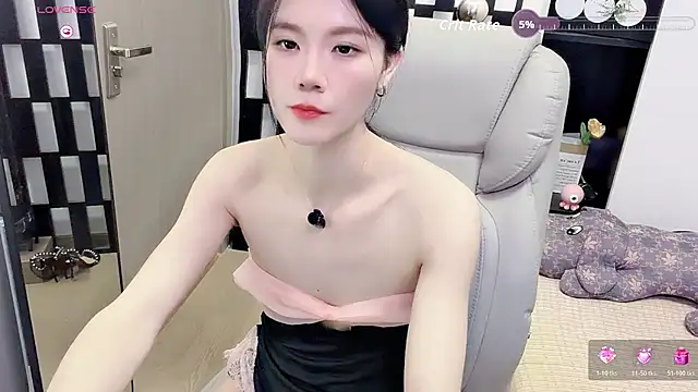 Yueyue-MM online show from July 16, 1:39 pm