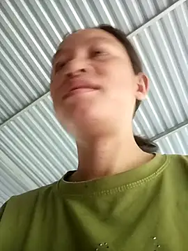 Snapshot of simi-lucy chatting on September 21, 1:18 am simi-lucy online show from September 21, 1:18 am