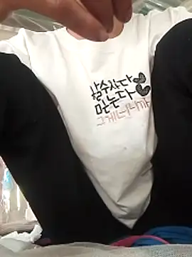 Snapshot of simi-lucy chatting on November 15, 6:55 am simi-lucy online show from November 15, 6:55 am