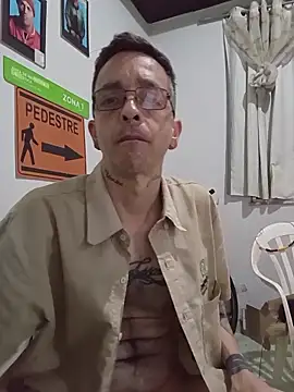 dinho carioca online show from December 17, 12:11 pm